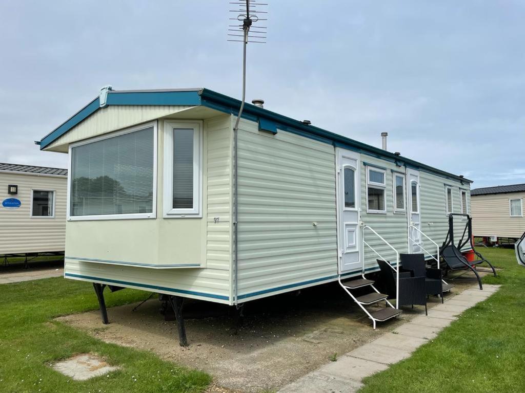 Вилла Southfield 97 Driffield Экстерьер фото
